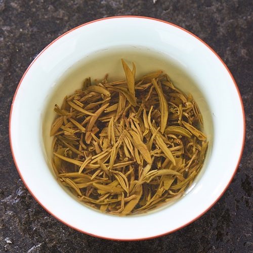 黄茶具有抗癌和促进消化的保健作用
